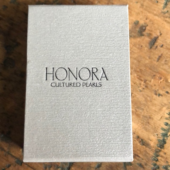 Set/2 Cultured Pearl Stud Earrings - Picture 2 of 3